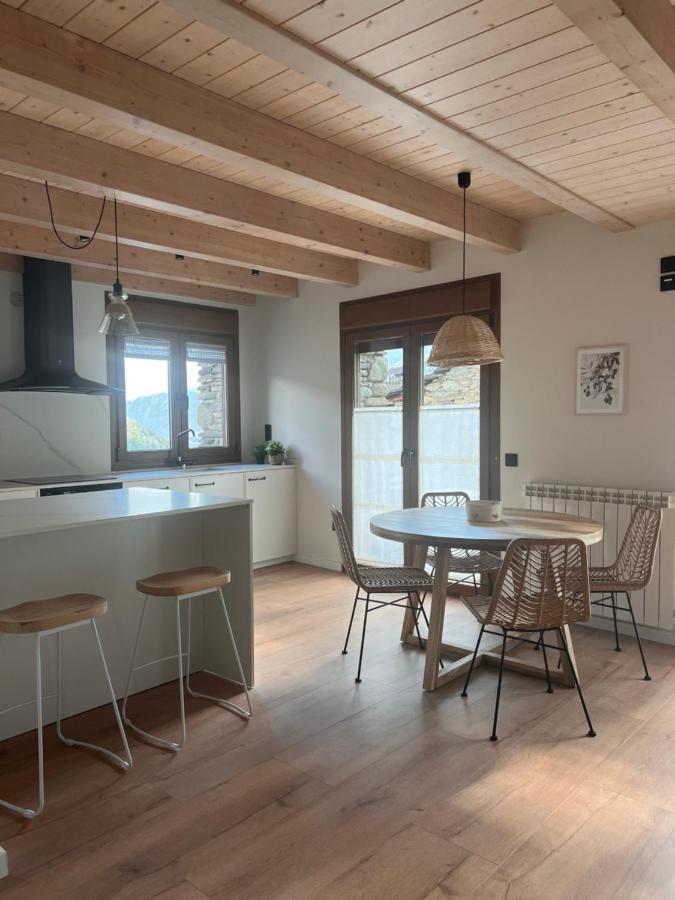 Apartamentos Turisticos: Tu Casa En Sahun エクステリア 写真