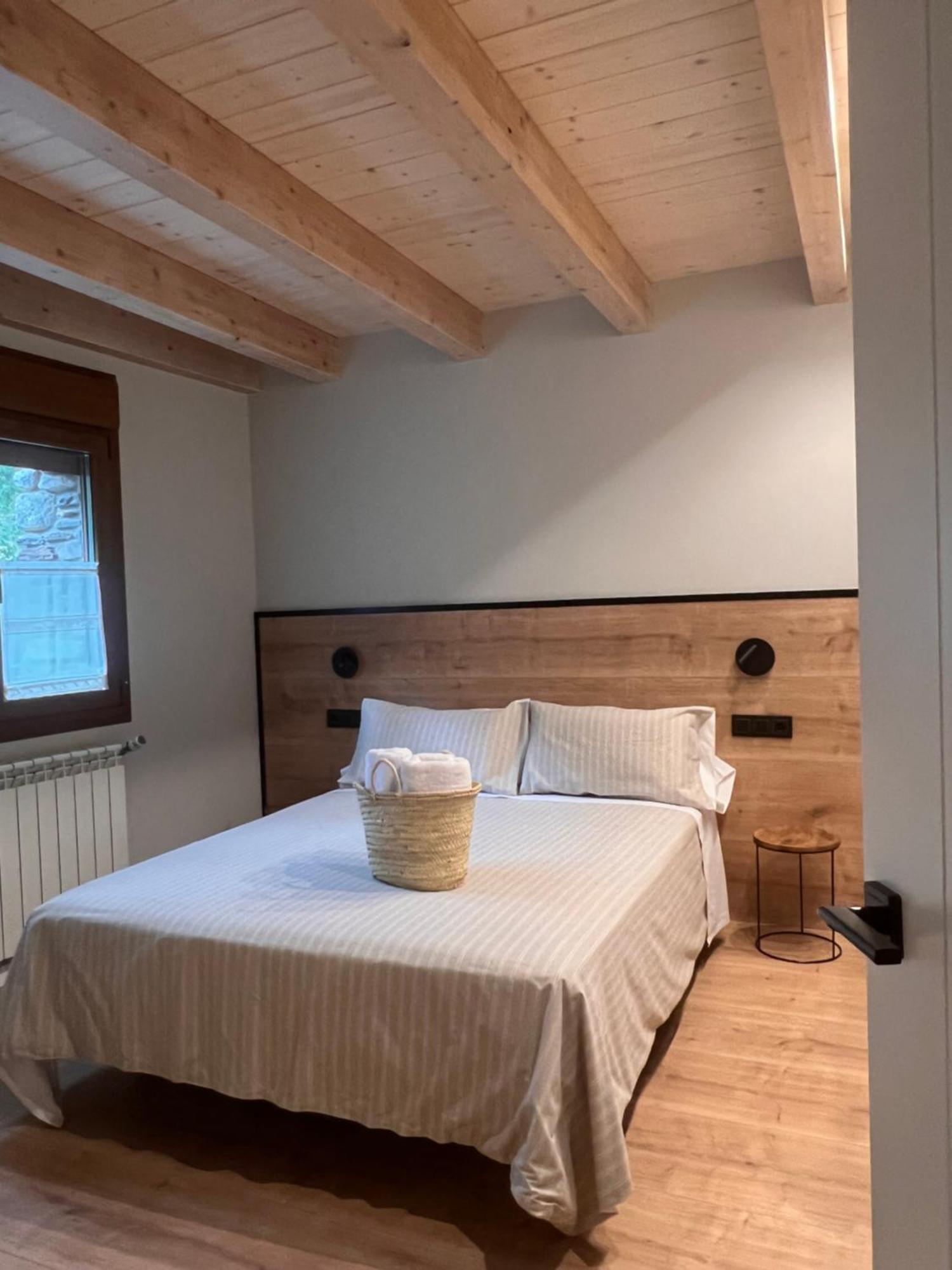 Apartamentos Turisticos: Tu Casa En Sahun エクステリア 写真